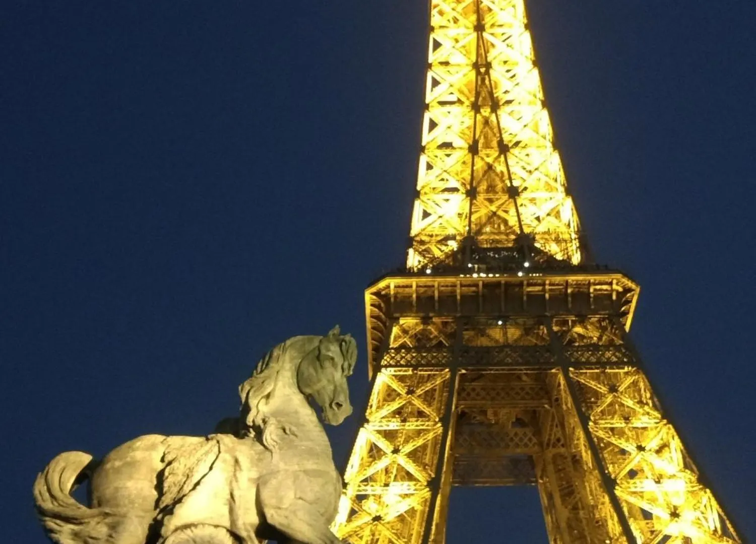Home In Paris Eiffel Tower & Champs Elysees Holiday home